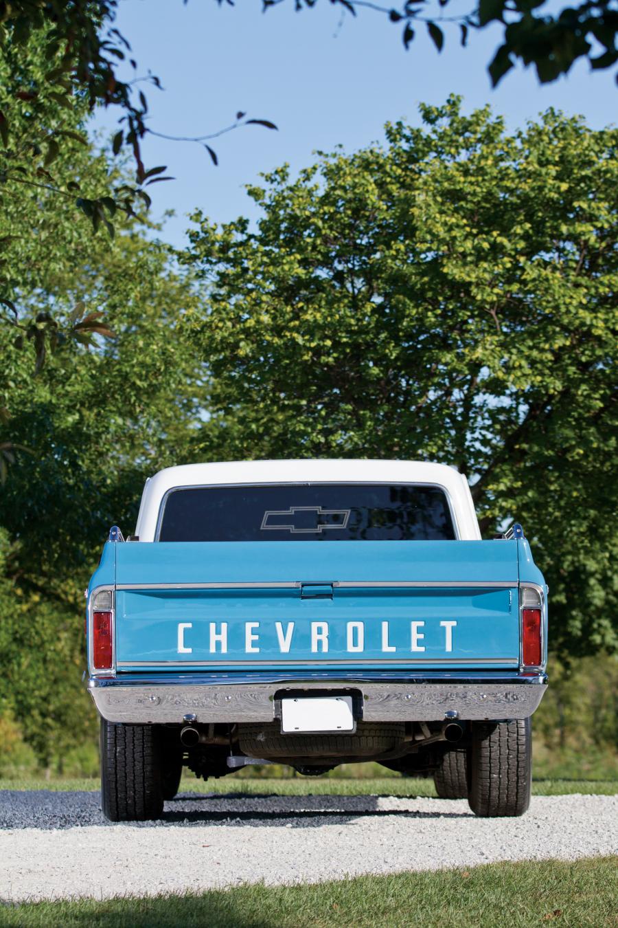  Chevrolet C10 Custom Fleetside Pickup 1972 года  (фото 2 из 18)